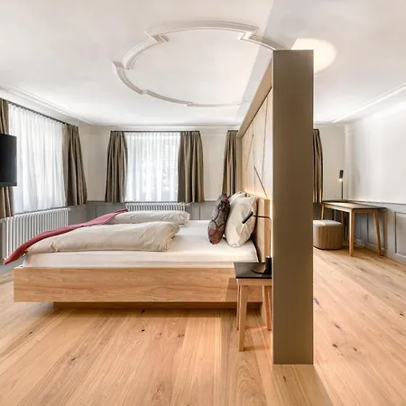 Muensterhus Josefs Alpine Lodge シュルンス