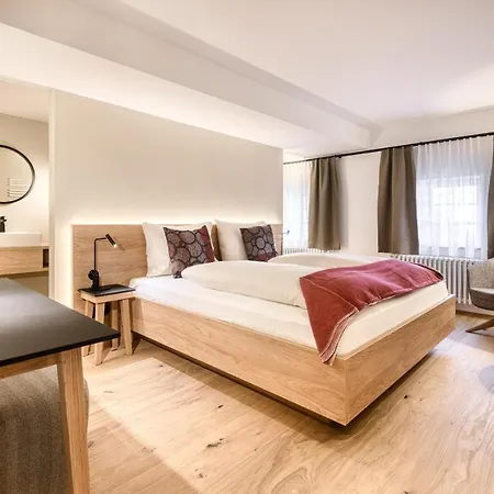 ベッド・アンド・ブレックファスト Muensterhus Josefs Alpine Lodge 3*