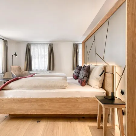 Muensterhus Josefs Alpine Lodge 3* シュルンス