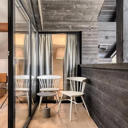 ベッド・アンド・ブレックファスト Muensterhus Josefs Alpine Lodge シュルンス