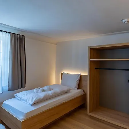 Münsterhus Josefs Alpine Bed and breakfast 3*