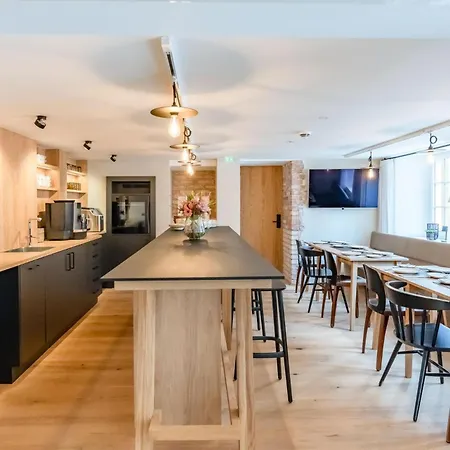 Muensterhus Josefs Alpine