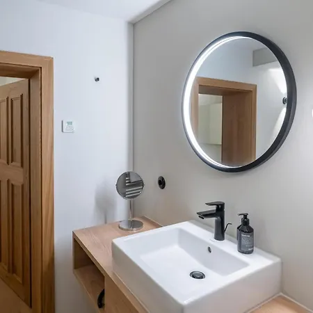 Muensterhus Josefs Alpine Bed & Breakfast Schruns