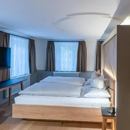 Muensterhus Josefs Alpine Bed & Breakfast Schruns
