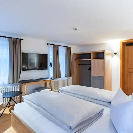 Muensterhus Josefs Alpine Bed & Breakfast Schruns