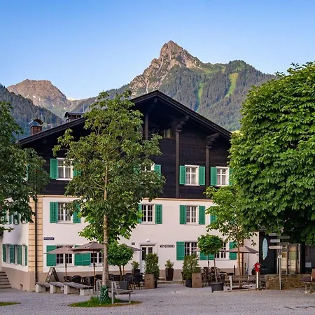 Muensterhus Josefs Alpine